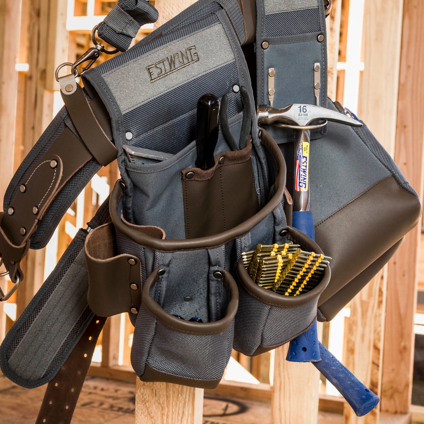 13 Pocket Framer's Tool Rig